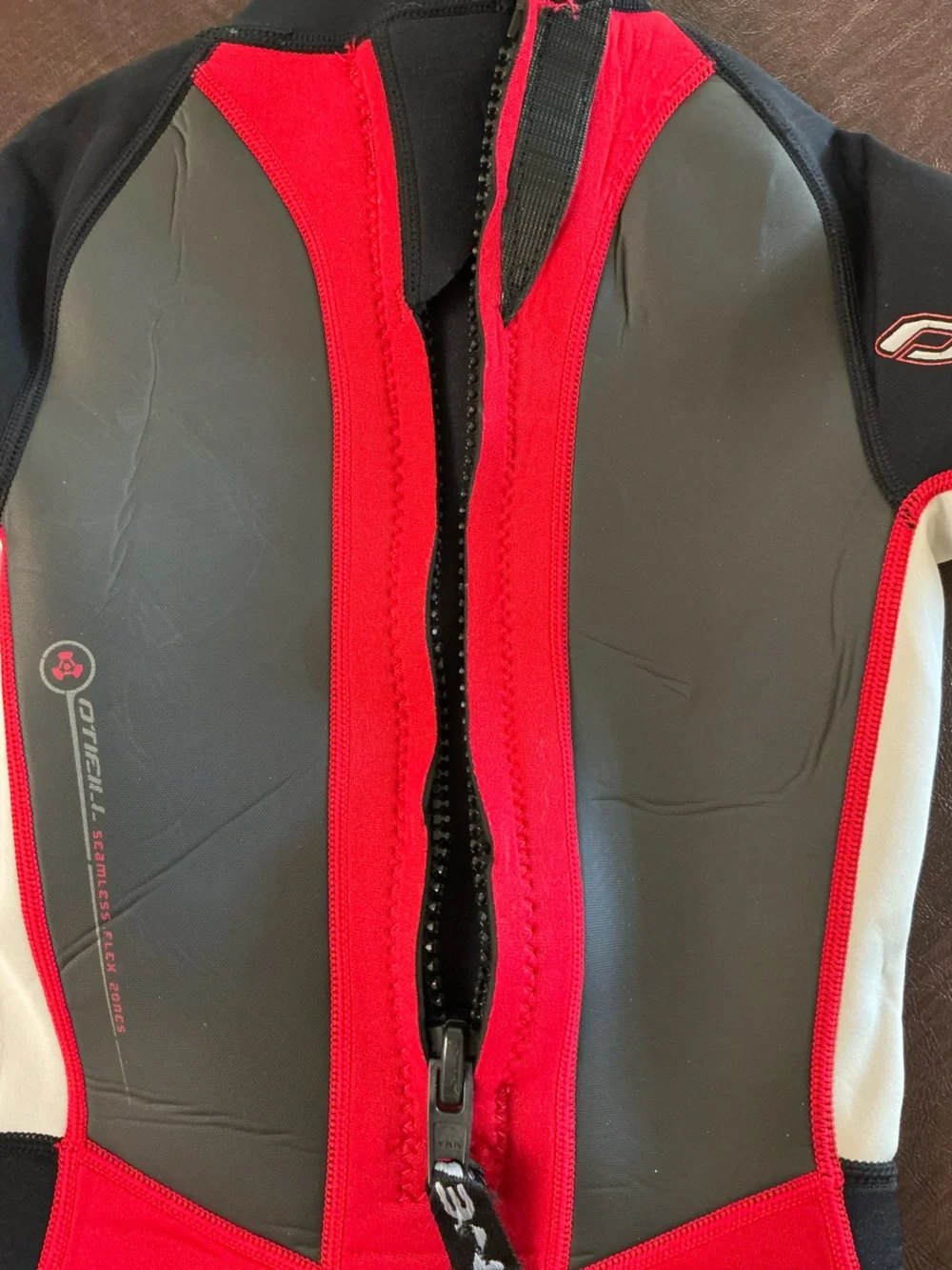 O'Neill Kids Short Sleeve Rashguard - Red, Black, Gray
